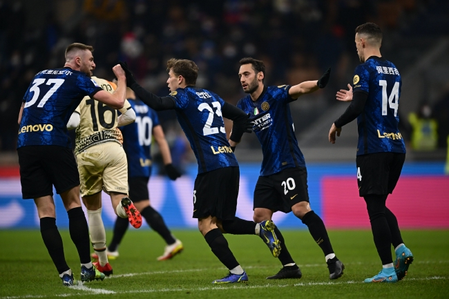 直接上演 直接上演